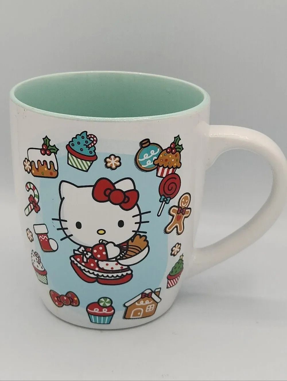 Hello Kitty 25oz White mug 2024 Christmas release